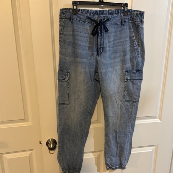 American Eagle Outfitters Blue Ankle Jeans - Picture 4 of 6